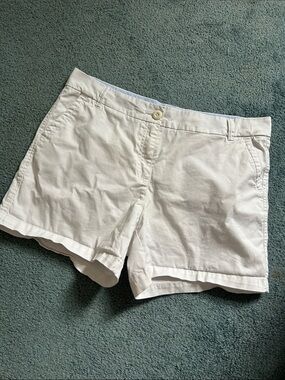 crown & ivy White Cotton Chino Shorts